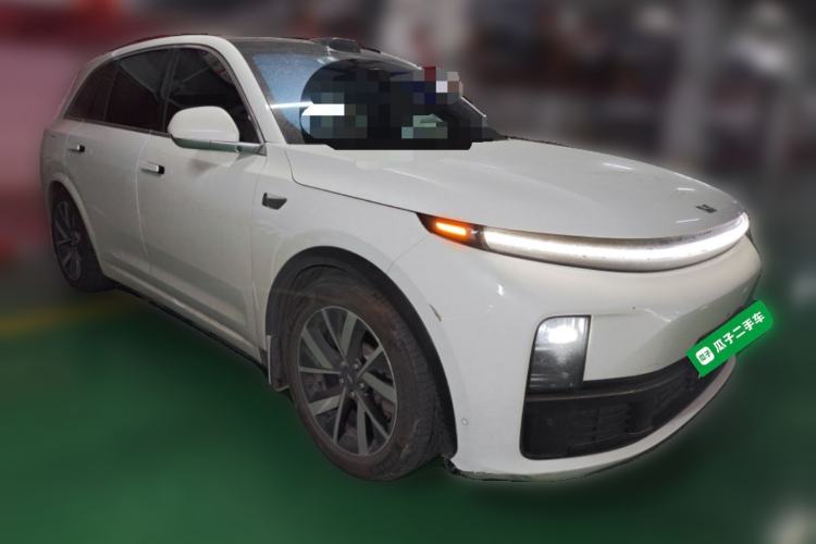 Used Li Auto L7 2023 Max model Front Right 45 Deg
