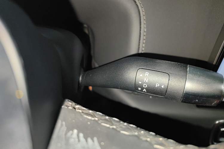 Used Li Auto L7 2023 Air model Gear Lever