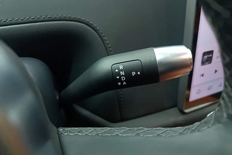 Used Li Auto L7 2023 Air model Gear Lever