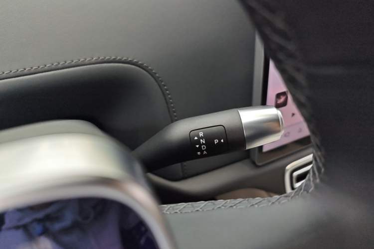 Used Li Auto L7 2023 Pro Model Gear Lever