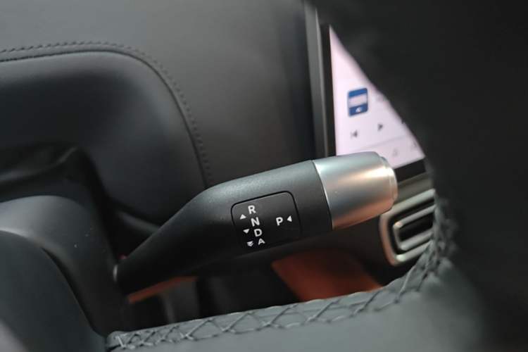 Used Li Auto L7 2023 Air model Gear Lever