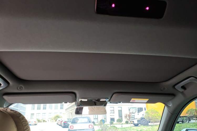 Used Li Auto L7 2023 Pro Model Headliner