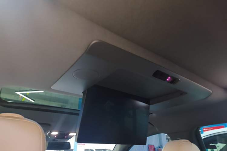 Used Li Auto L7 2023 Max model Headliner