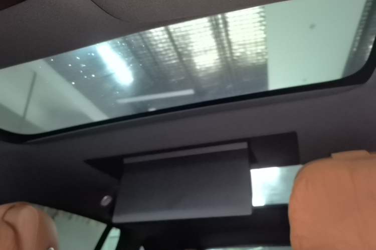 Used Li Auto L7 2023 Max model Headliner