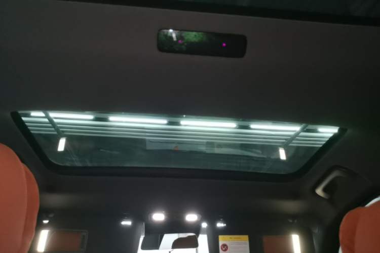 Used Li Auto L7 2023 Pro Model Headliner