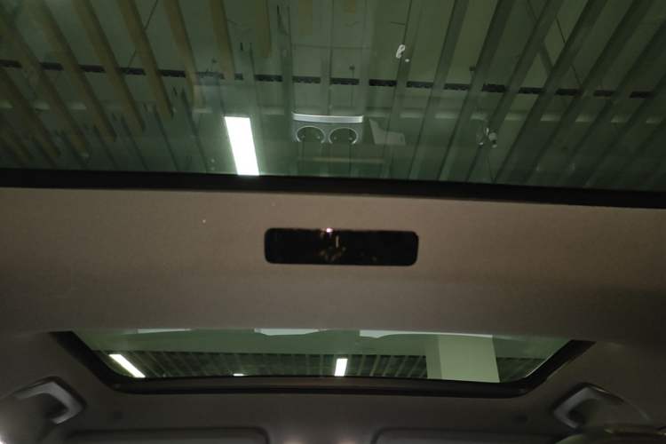 Used Li Auto L7 2023 Pro Model Headliner