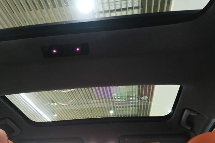 Used Li Auto L7 2023 Pro Model Headliner