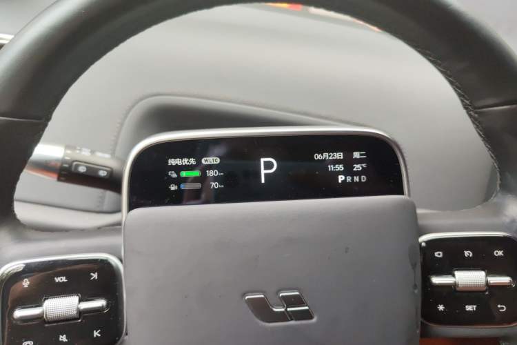 Used Li Auto L7 2023 Air model Instrument Cluster