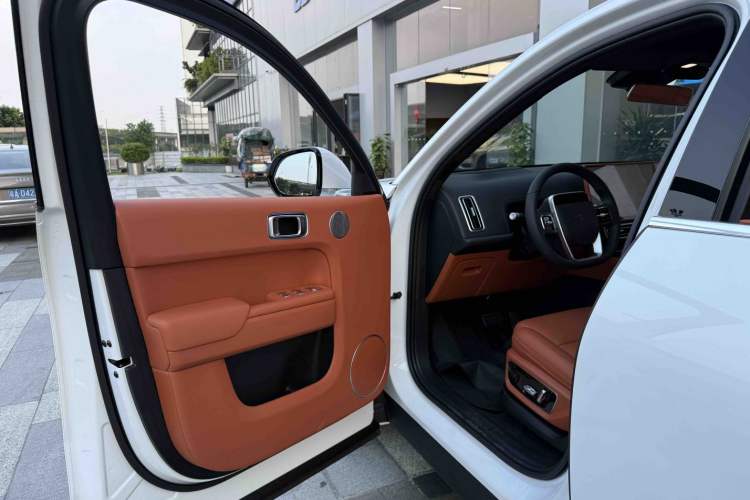 Used Li Auto L7 2023 Pro Model Interior 1