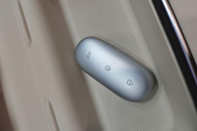 Used Li Auto L7 2023 Pro Model Interior 1