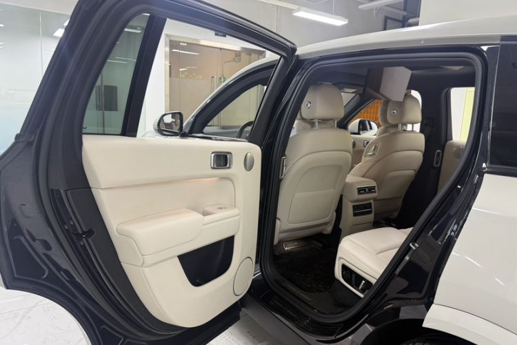 Used Li Auto L7 2023 Max model Interior 2