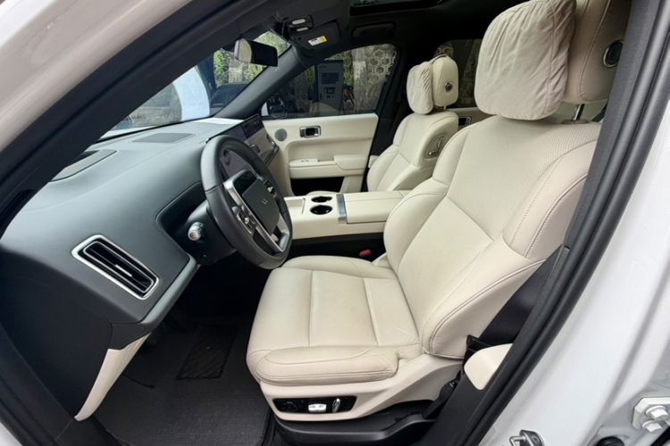 Used Li Auto L7 2023 Air model Interior 2