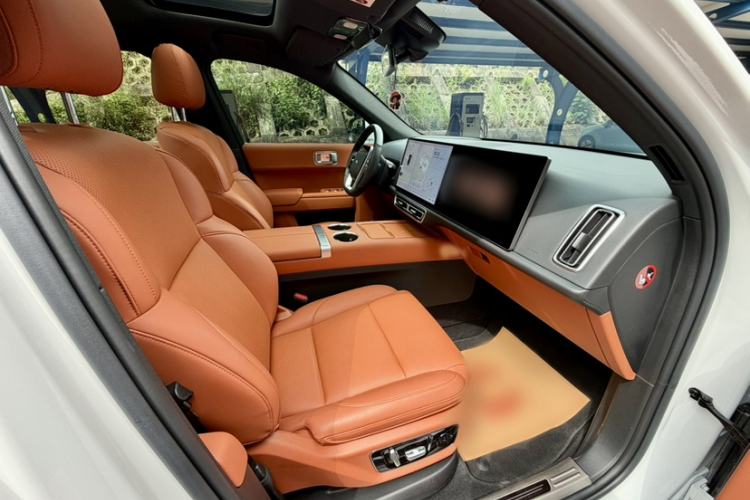 Used Li Auto L7 2023 Air model Interior 2