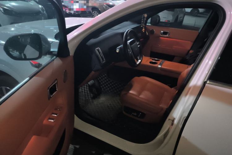 Used Li Auto L7 2023 Pro Model Interior 3