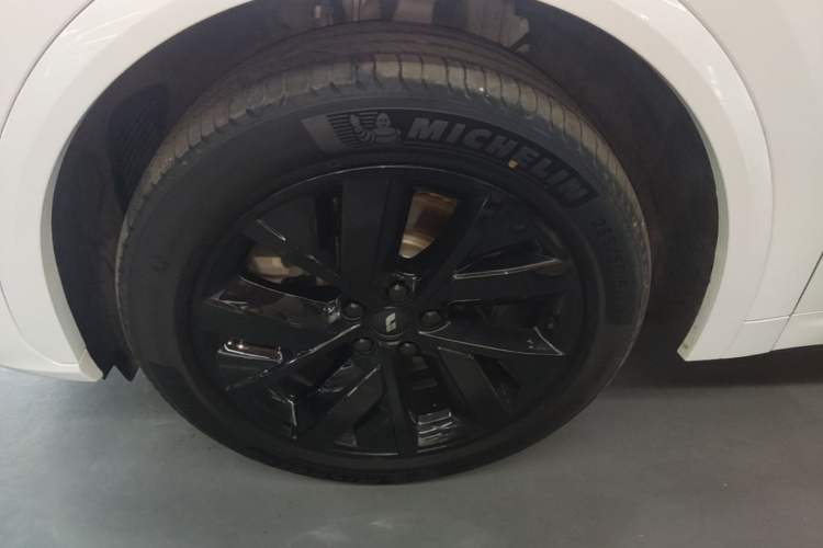 Used Li Auto L7 2023 Max model Left Front Wheel Hub