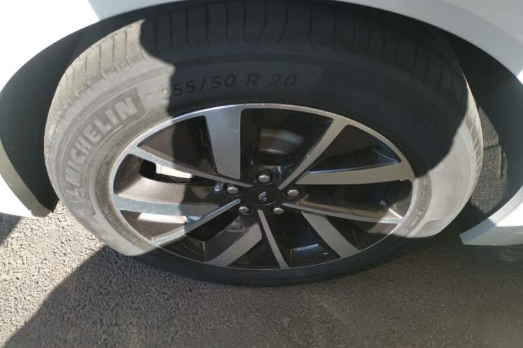 Used Li Auto L7 2023 Pro Model Left Front Wheel Hub