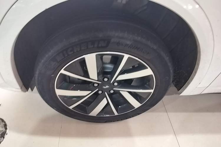 Used Li Auto L7 2023 Max model Left Front Wheel Hub