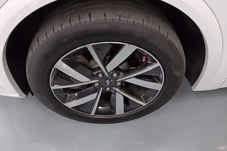 Used Li Auto L7 2023 Pro Model Left Front Wheel Hub
