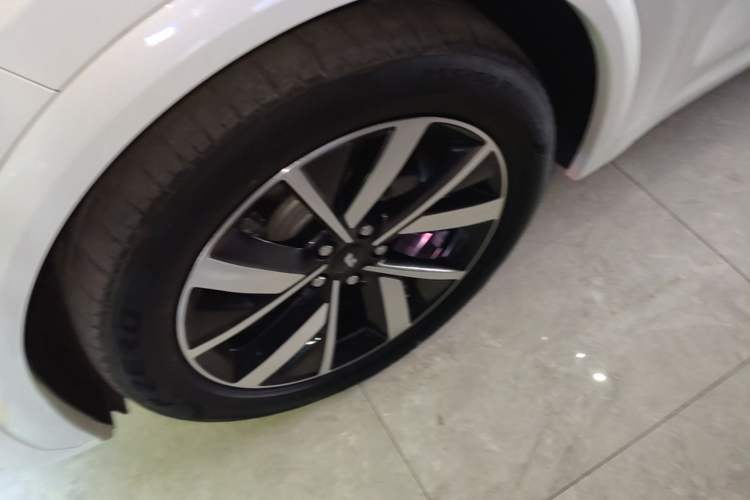 Used Li Auto L7 2023 Pro Model Left Front Wheel Hub