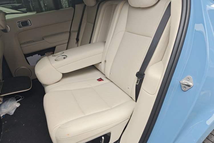 Used Li Auto L7 2023 Pro Model Left Rear Seat