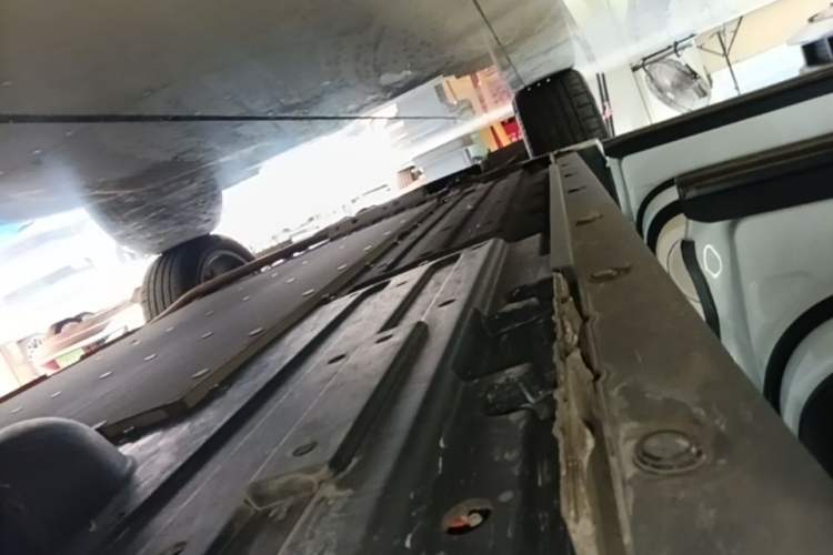 Used Li Auto L7 2023 Pro Model Left Side Sill