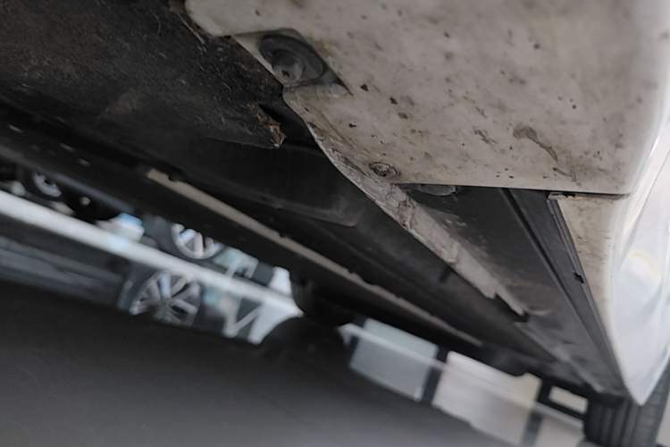 Used Li Auto L7 2023 Pro Model Left Side Sill