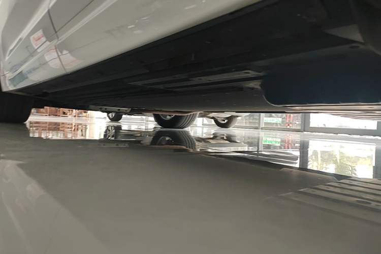 Used Li Auto L7 2023 Pro Model Left Side Sill