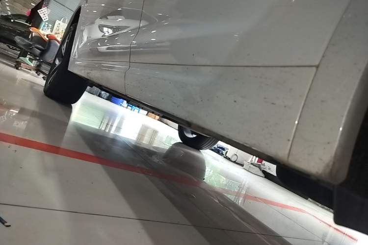 Used Li Auto L7 2023 Max model Left Side Sill