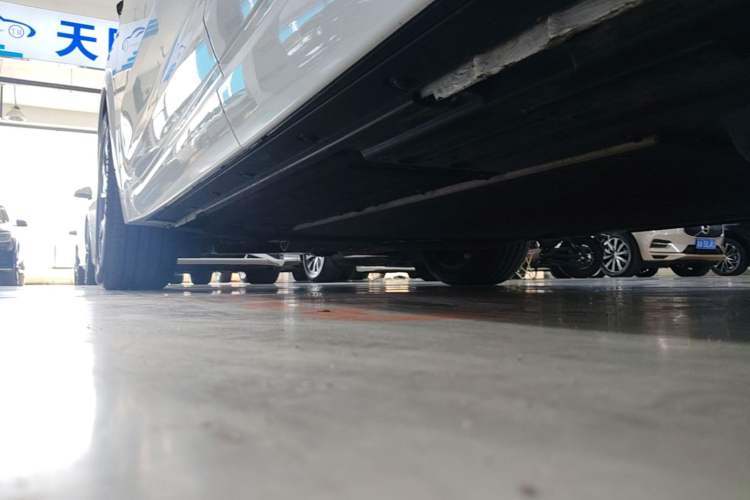 Used Li Auto L7 2023 Max model Left Side Sill