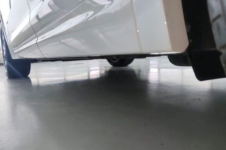 Used Li Auto L7 2023 Pro Model Left Side Sill