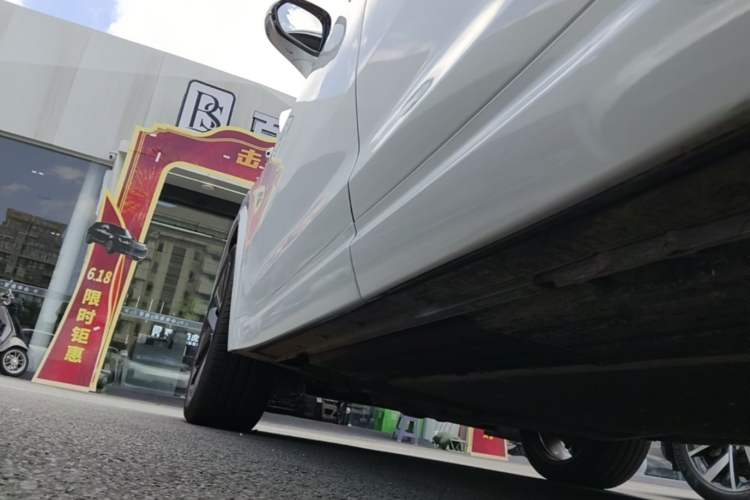 Used Li Auto L7 2023 Pro Model Left Side Sill