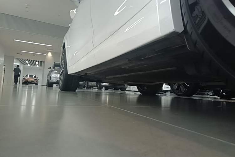 Used Li Auto L7 2023 Air model Left Side Sill