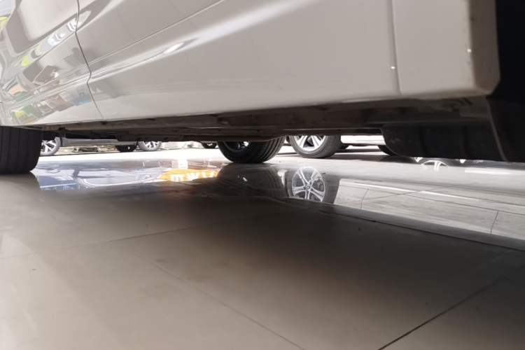 Used Li Auto L7 2023 Air model Left Side Sill