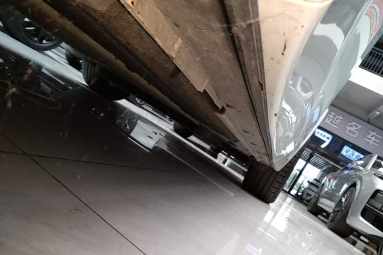 Used Li Auto L7 2023 Pro Model Left Side Sill