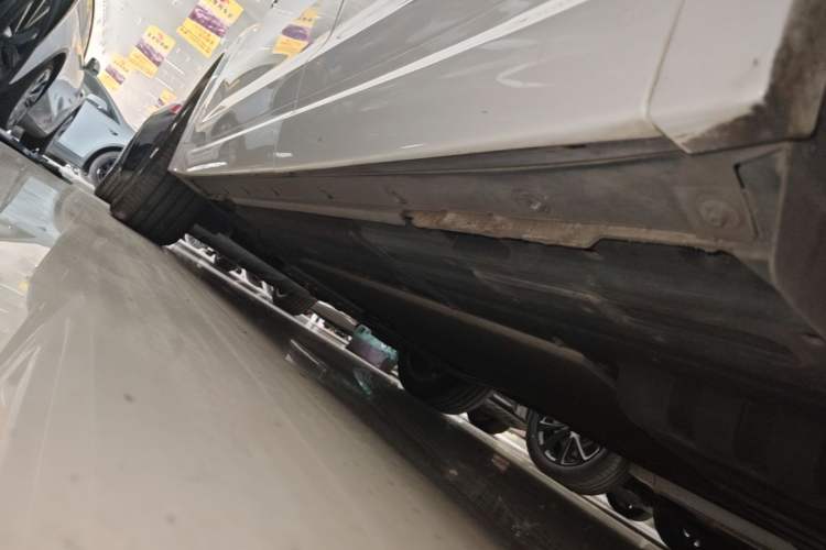 Used Li Auto L7 2023 Air model Left Side Sill