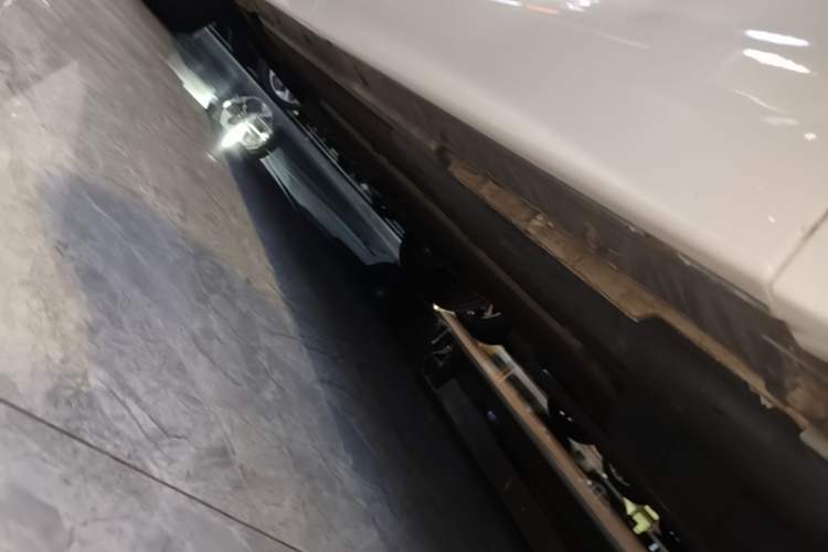 Used Li Auto L7 2023 Pro Model Left Side Sill