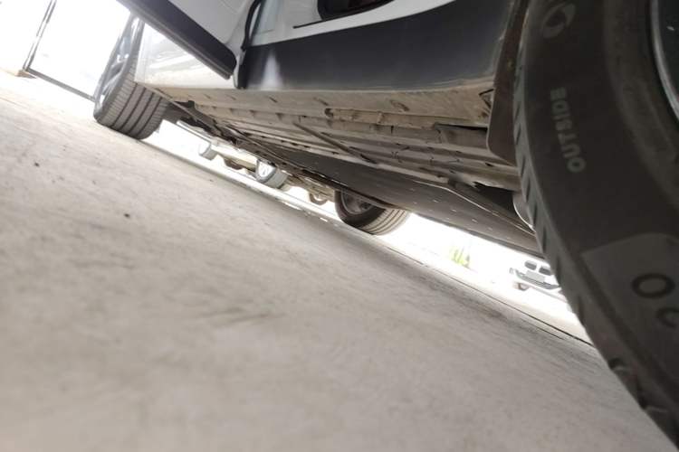Used Li Auto L7 2023 Pro Model Left Side Sill
