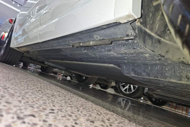 Used Li Auto L7 2023 Air model Left Side Sill