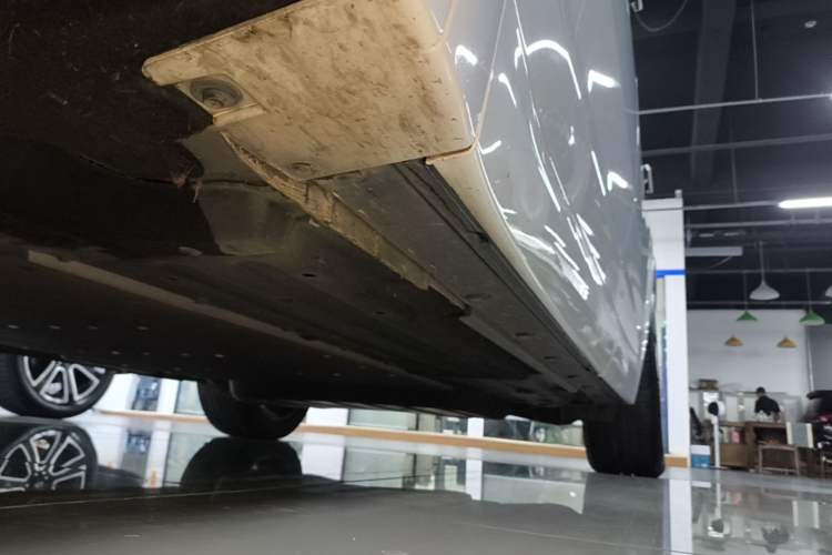 Used Li Auto L7 2023 Pro Model Left Side Sill