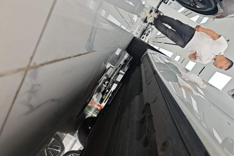 Used Li Auto L7 2023 Pro Model Left Side Sill