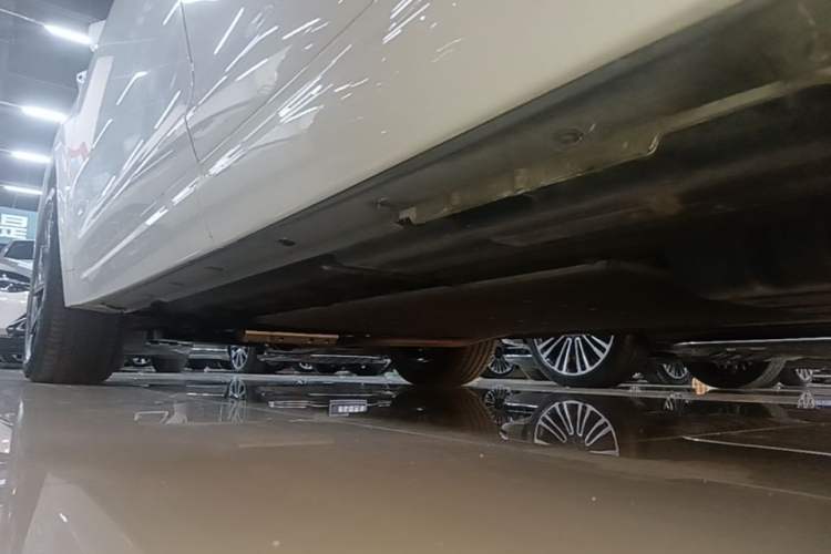 Used Li Auto L7 2023 Pro Model Left Side Sill