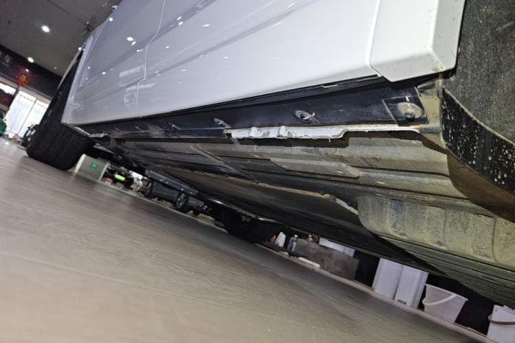 Used Li Auto L7 2023 Pro Model Left Side Sill