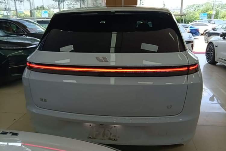 Used Li Auto L7 2023 Pro Model Rear