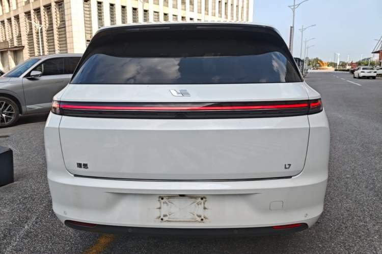 Used Li Auto L7 2023 Pro Model Rear