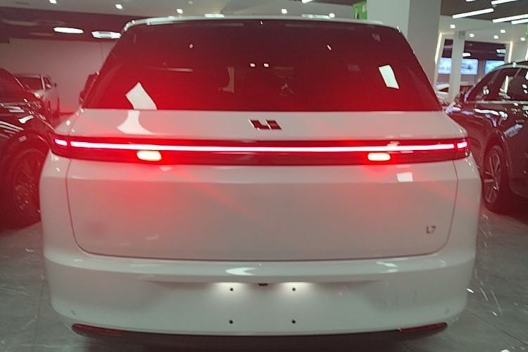 Used Li Auto L7 2023 Pro Model Rear