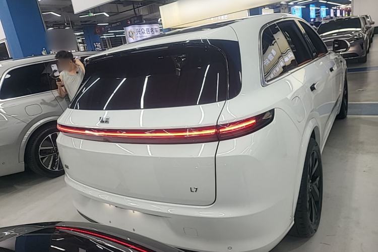 Used Li Auto L7 2023 Pro Model Rear