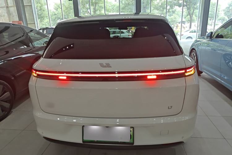 Used Li Auto L7 2023 Pro Model Rear