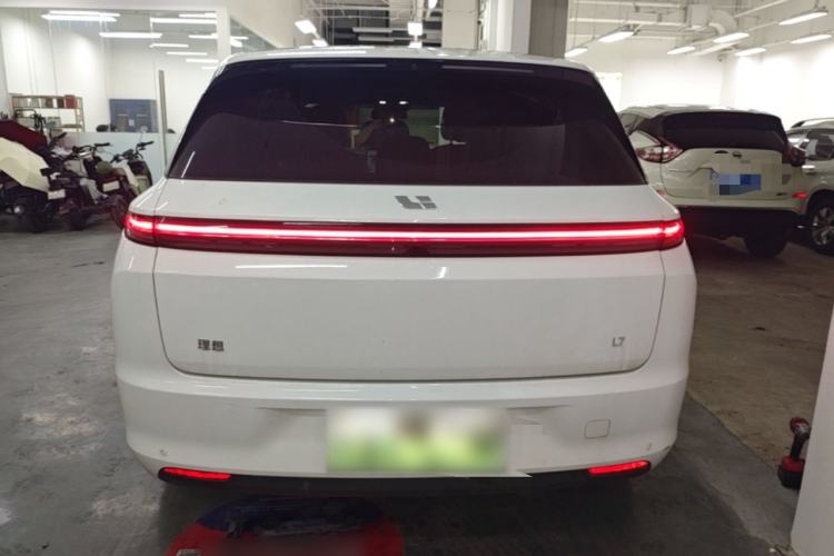 Used Li Auto L7 2023 Pro Model Rear