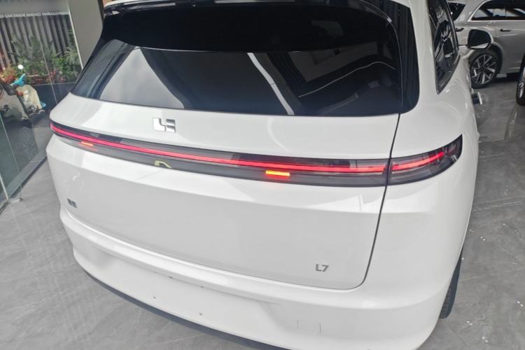Used Li Auto L7 2023 Pro Model Rear