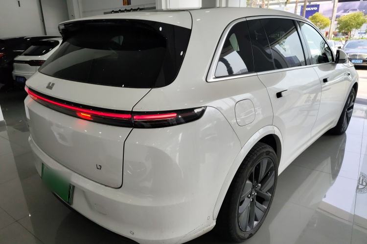 Used Li Auto L7 2023 Pro Model Rear Right 45 Deg